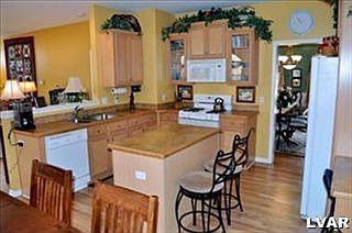 5th image of 513 Deerfield Dr