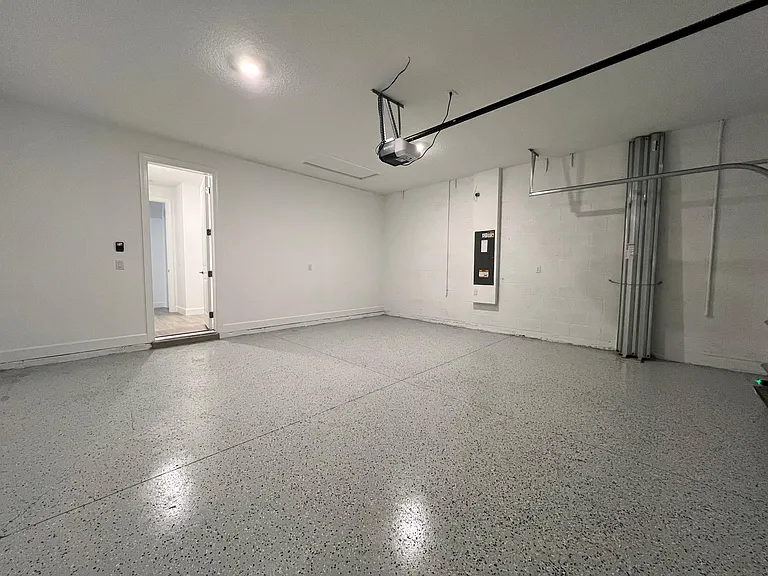 4583 Crestpoint Way — Photo 34