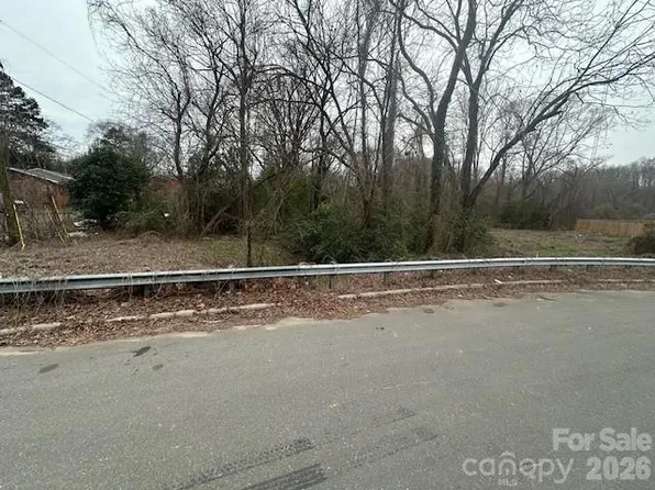 2711 Celia Ave, Charlotte, NC 28216