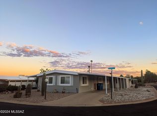 283 W Palma Dr, Green Valley, AZ 85614