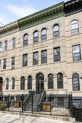 Rented by Ivey North LLC | media 21