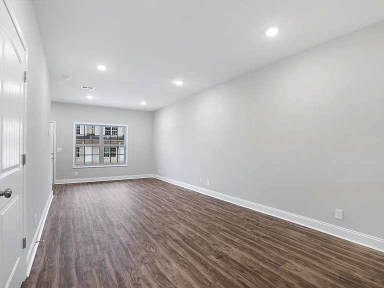 955 Professional Park Dr #102 — Photo 16
