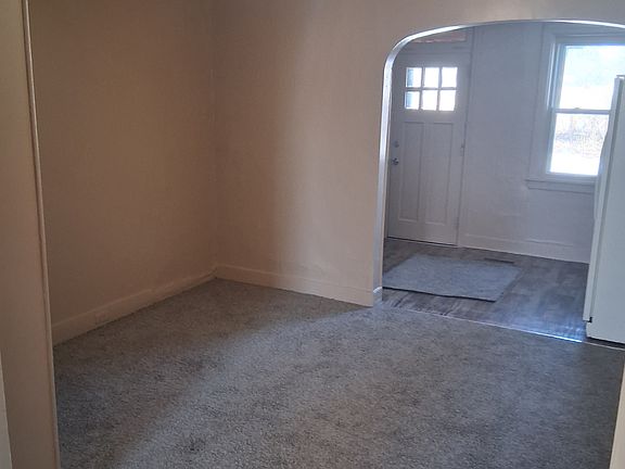 4th image of 113 B St