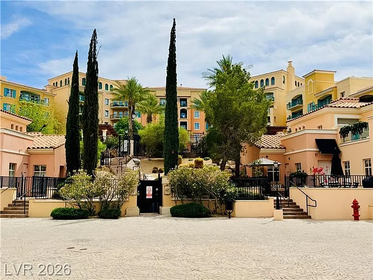 30 Strada Di Villaggio #210 — Photo 3