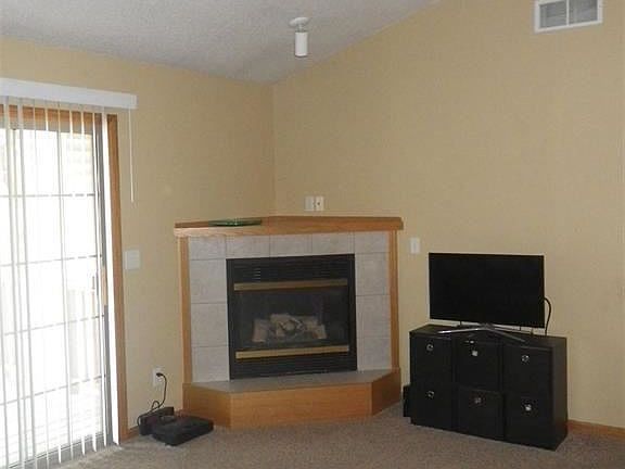 5th image of 2873 Coral Ct APT 304