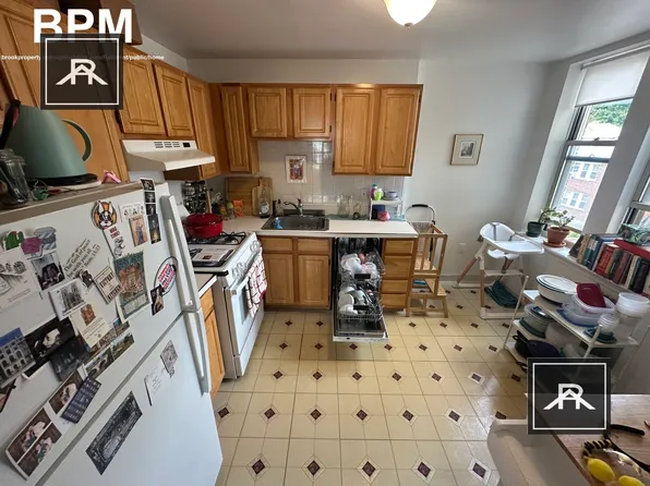 30 Colborne Rd #12, Brighton, MA 02135