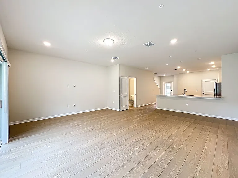 431 Meadowland Point — Photo 22