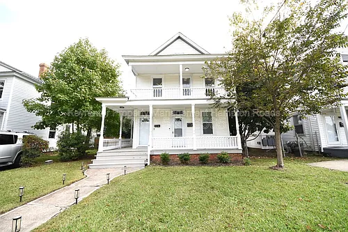 647 Mount Vernon Ave #B Photo 1