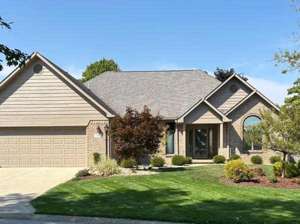 828 Saint Andrews Dr, Avon, IN 46123