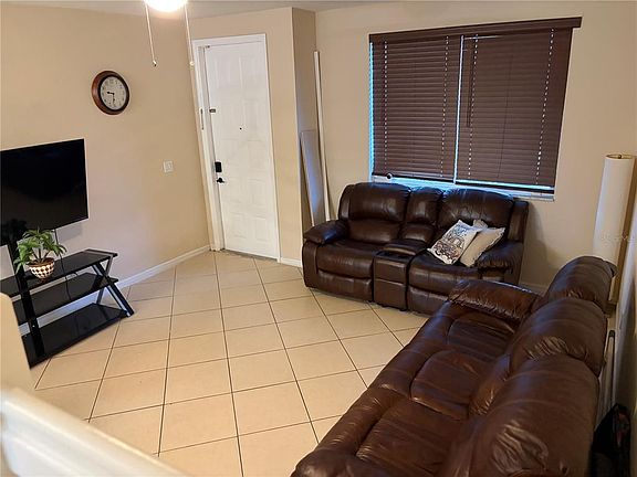 4th image of 1931 GARDENIA COURT