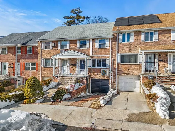 240-17 67th Ave, Little Neck, NY 11362