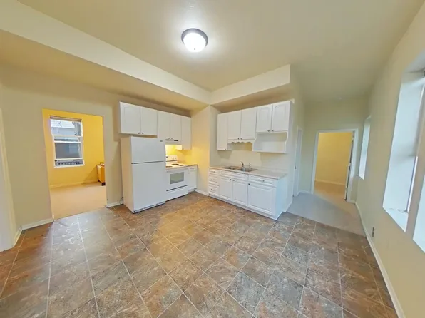 232 W Bluff St #A, Marquette, MI 49855