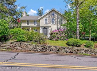 1110 N Abington Rd, Waverly, PA 18471