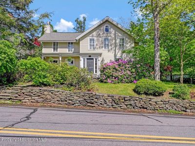 1110 N Abington Rd, Waverly, PA, 18471