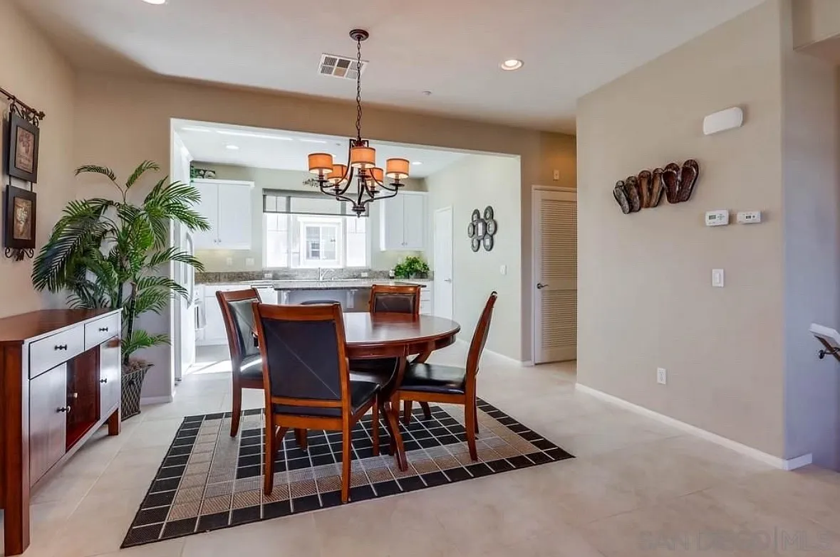 3015 Cole Grade Dr — Photo 4