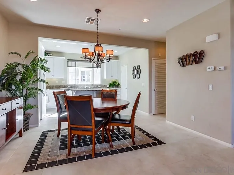 3015 Cole Grade Dr — Photo 4
