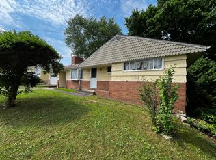 26 Miner St, Groton, CT 06340