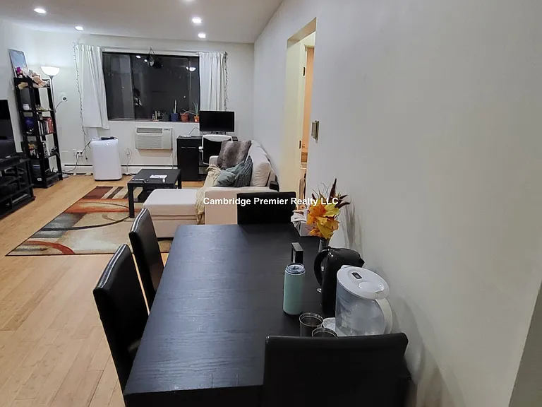 12 Cameron Ave — Photo 6