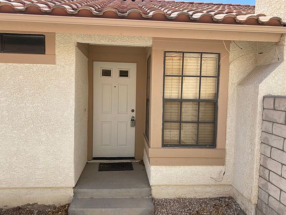3rd image of 646 Freeburg Pl