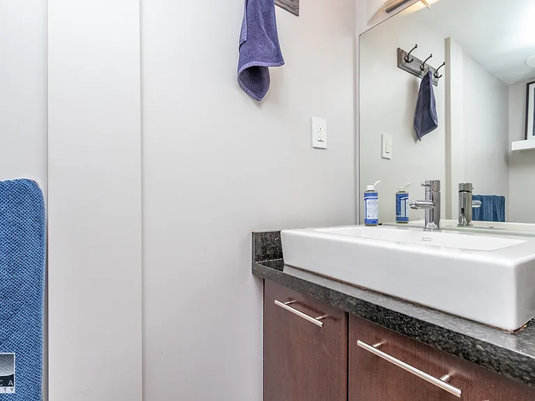 1288 Chesterfield Ave #3 — Photo 17