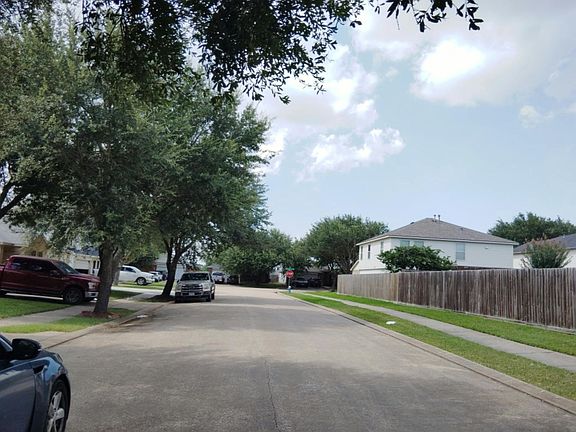 4th image of 10418 Sutter Glen Ln