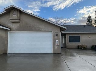 1209 W Spruce Ave, Fresno, CA 93650