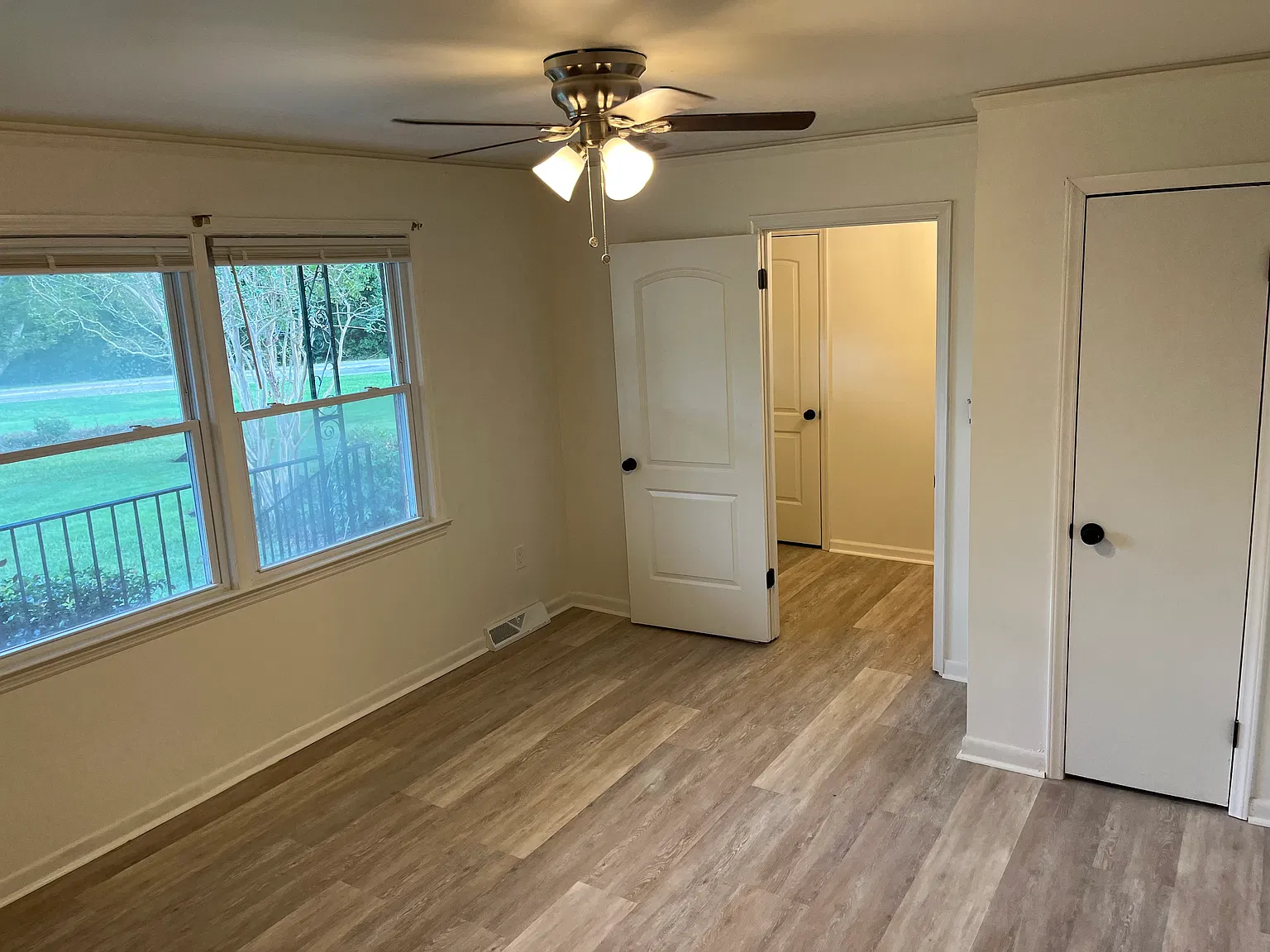 4 bed, 1580 sqft, $1,950 — Photo 4