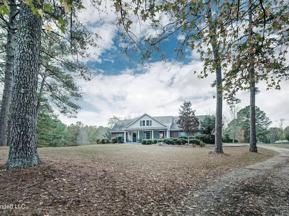 272 Hillcrest Dr, Brandon, MS 39042