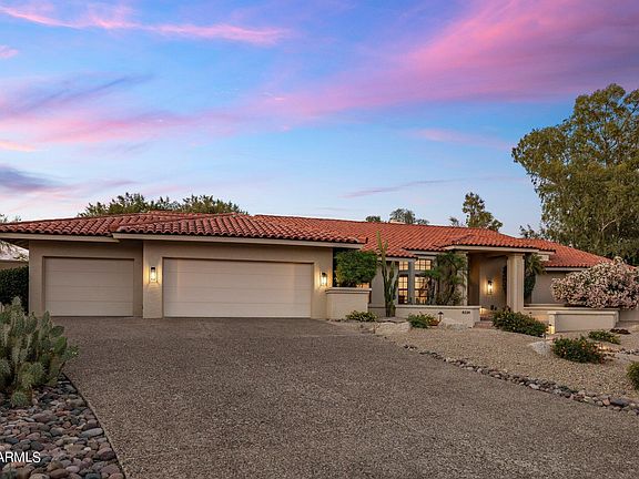 2nd image of 8226 E CANDELARIA Drive
