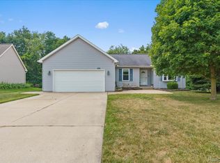 1431 Ashwood Ln, Howell, MI