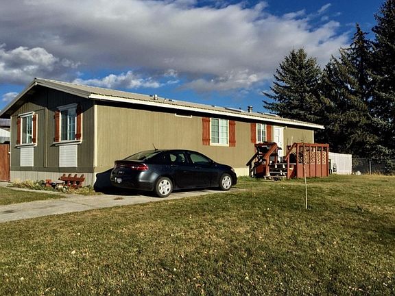 3rd image of 705 N Eve Dr