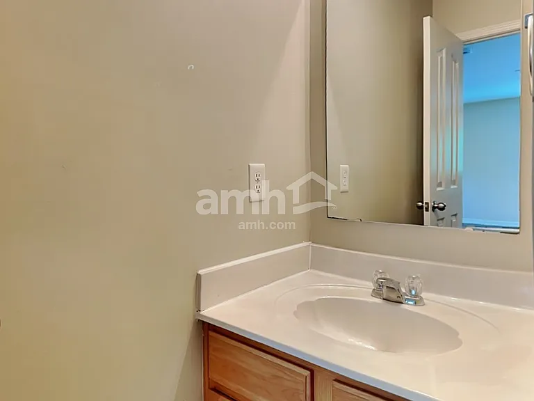 5432 Wyalong Dr — Photo 8