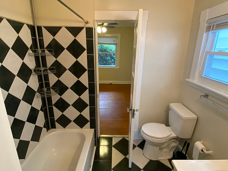 3317 Idlewood Ave — Photo 14
