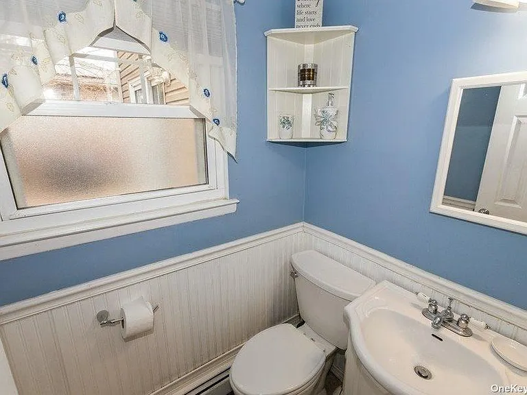 217 Bellerose Ave — Photo 7