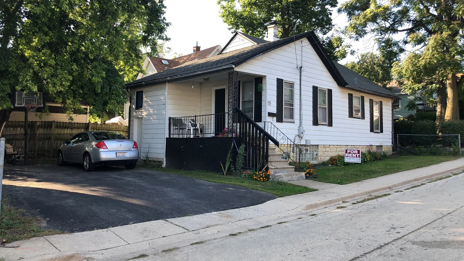 19 Ivy St photo 1