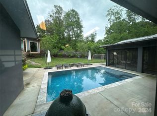 121 Spring Run Dr, Mooresville, NC 28117