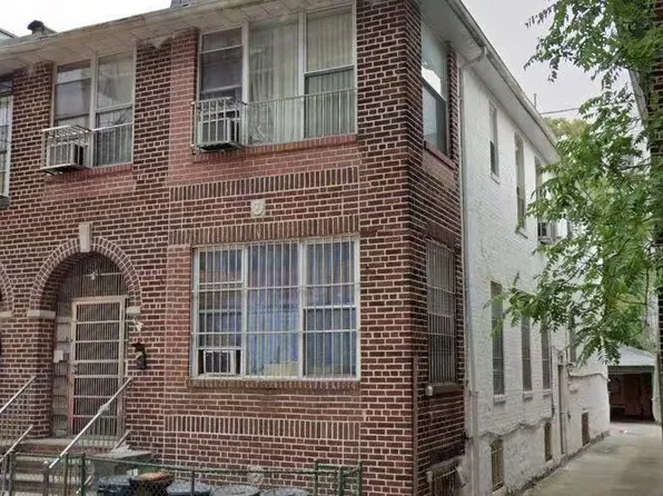 911 48th St, Brooklyn, NY 11219