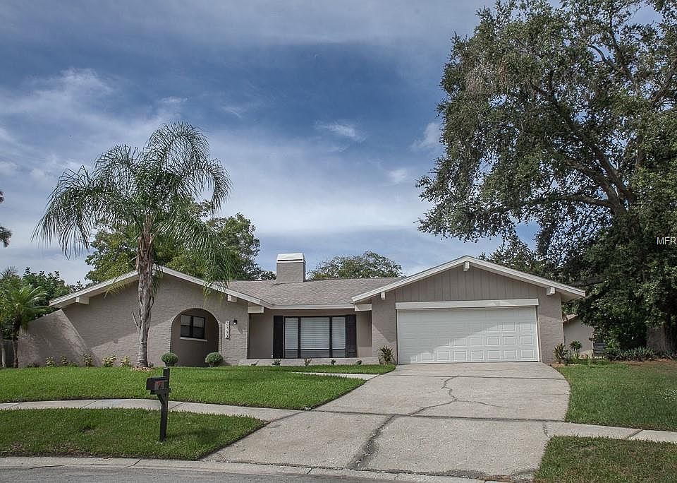 1st image of 2966 Holly Ct