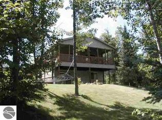 2736 Valley Rd NW, Kalkaska, MI 49646