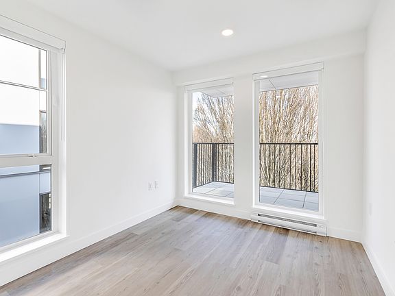 5th image of 8605 Laurel St #522