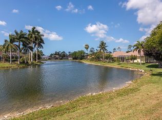 3765 Weymouth Cir, Naples, FL 34112