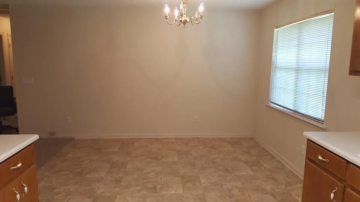 3 bed, 1475 sqft, $1,500 — Photo 4
