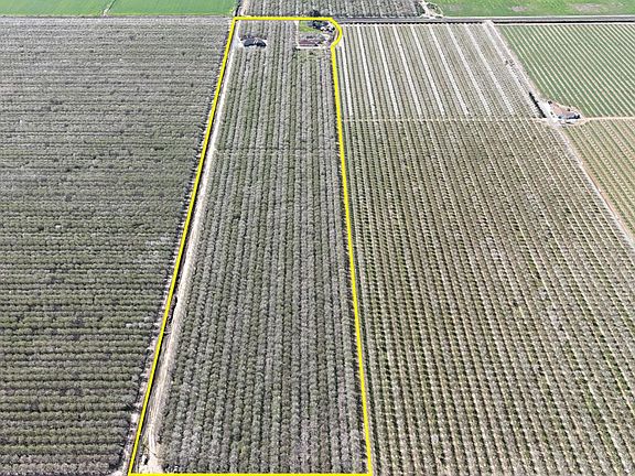 3rd image of 11152 Carrolton Rd