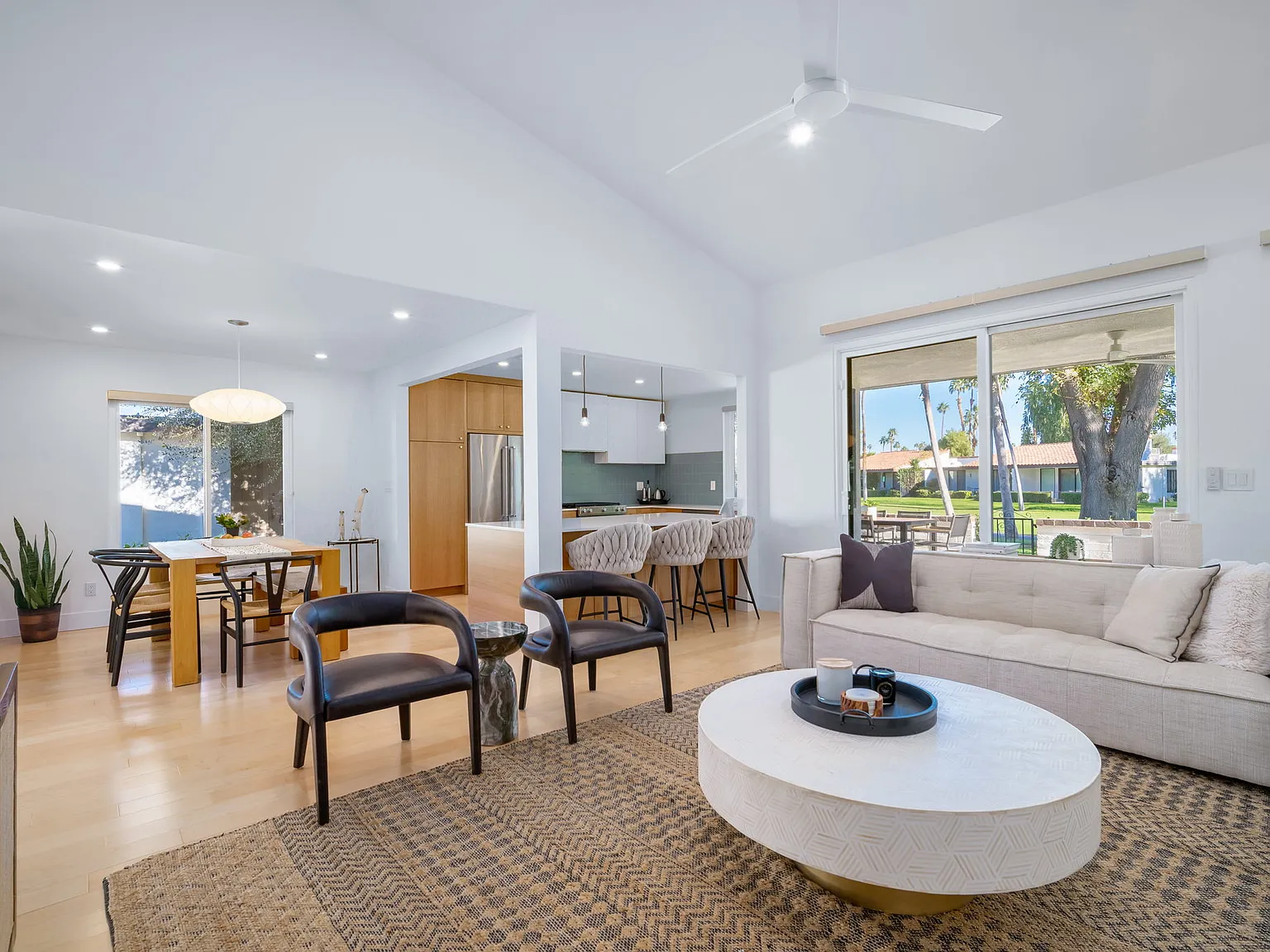 3 bed, 1850 sqft, $6,000 — Photo 3