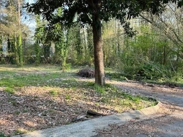 2683 Davenport St SE, Smyrna, GA 30080