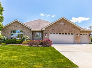 9031 Kinsale Dr, Tinley Park, IL 60487