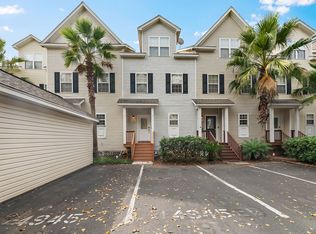 4945 Lake Palmetto Ln, North Charleston, SC 29418