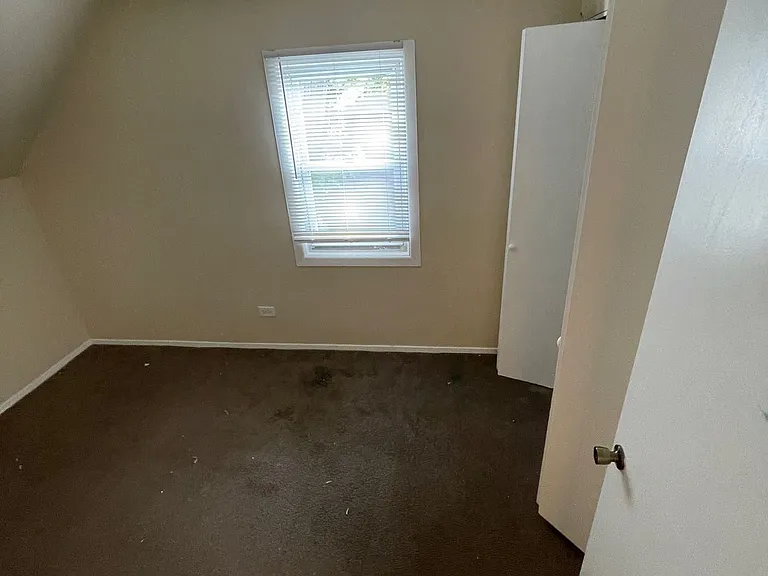 718 Myrtle St — Photo 9
