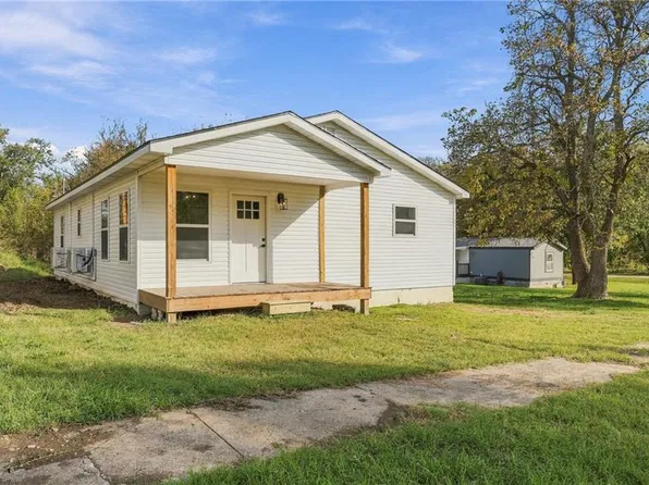 1221 E Pine St, Fort Scott, KS 66701