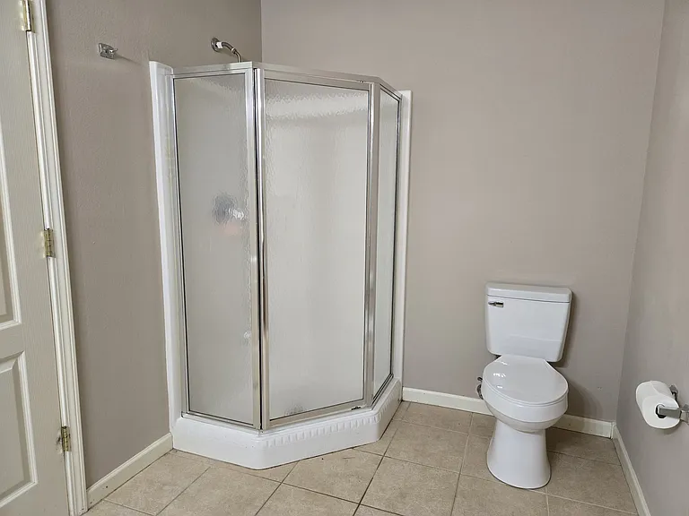 115 Valentina Dr — Photo 5